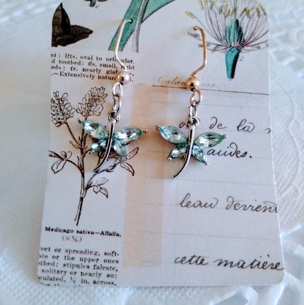 LIGHT BLUE JEWEL BUTTERFLY EARRINGS 🦋